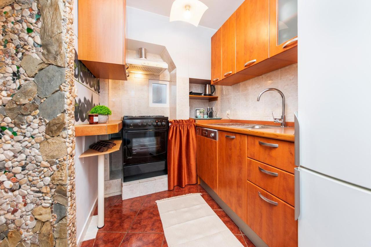 Ap Downtown Apartment Rovinj Extérieur photo