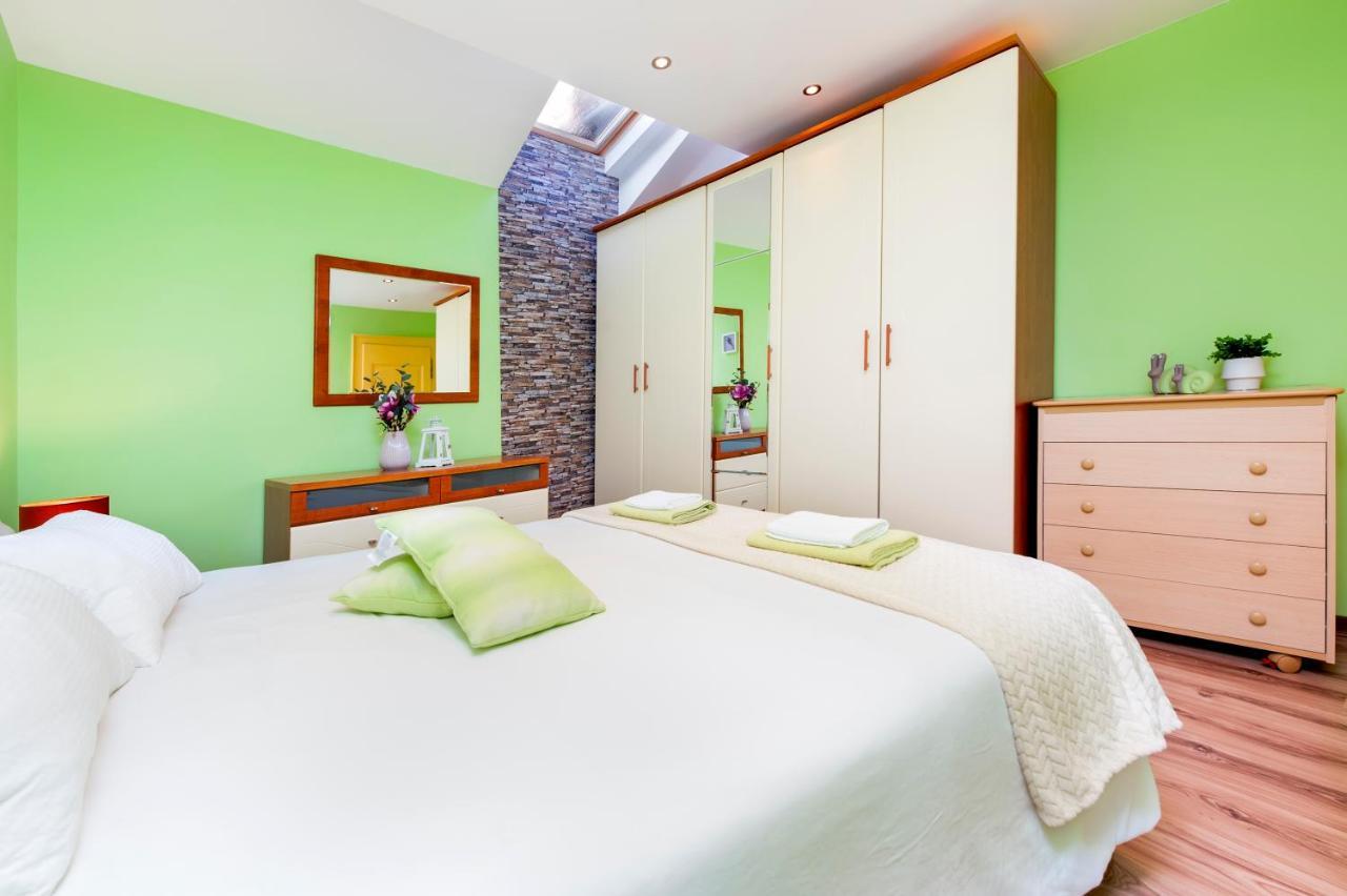 Ap Downtown Apartment Rovinj Extérieur photo