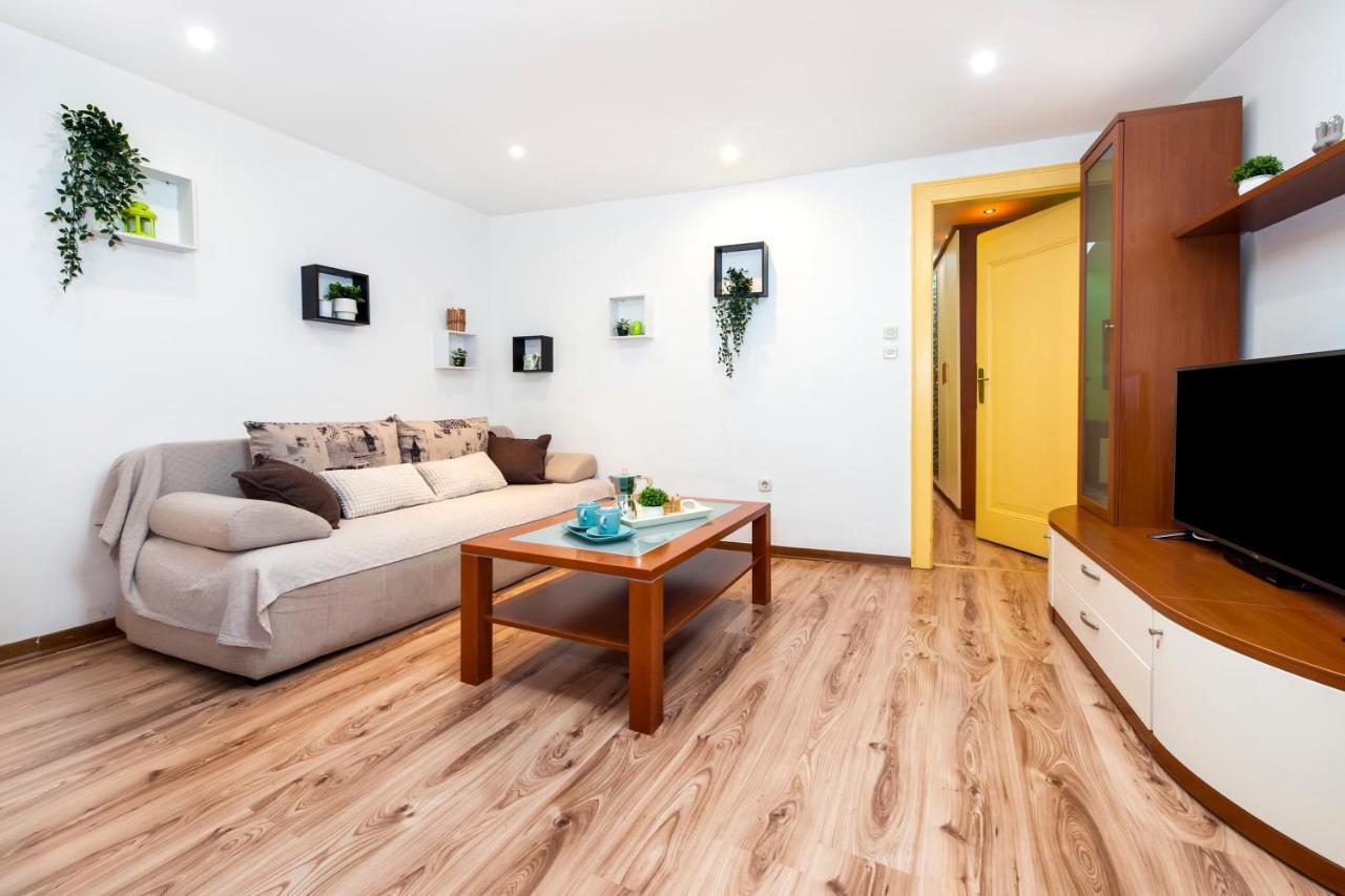 Ap Downtown Apartment Rovinj Extérieur photo