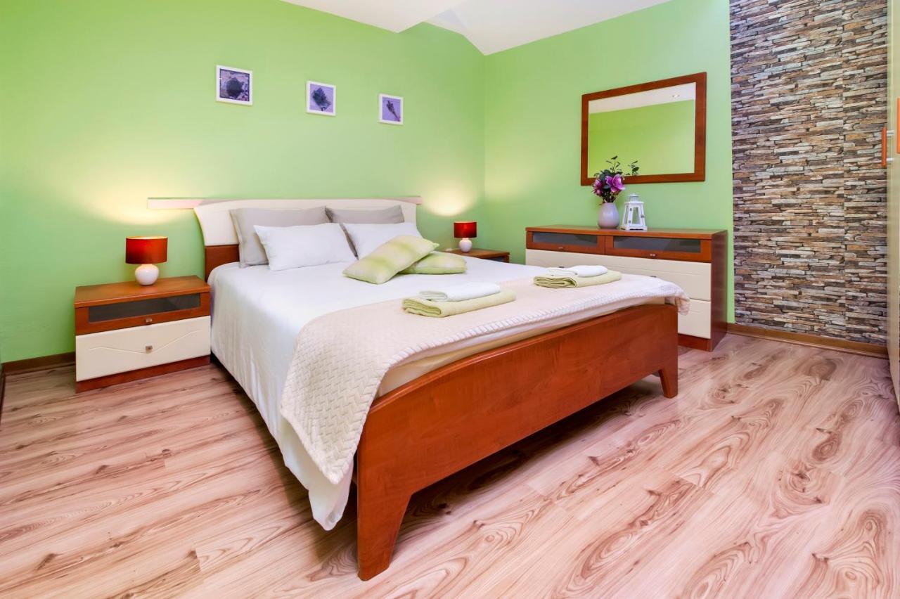 Ap Downtown Apartment Rovinj Extérieur photo