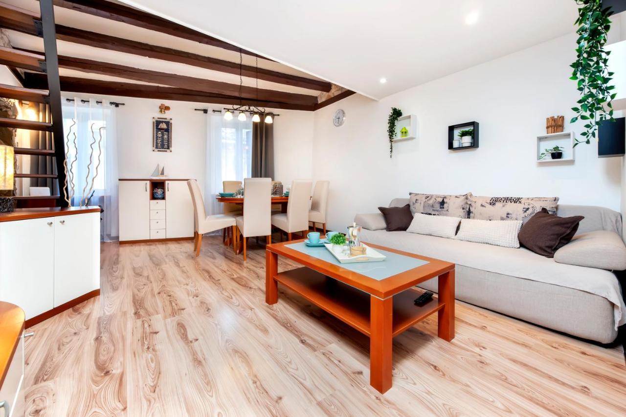 Ap Downtown Apartment Rovinj Extérieur photo
