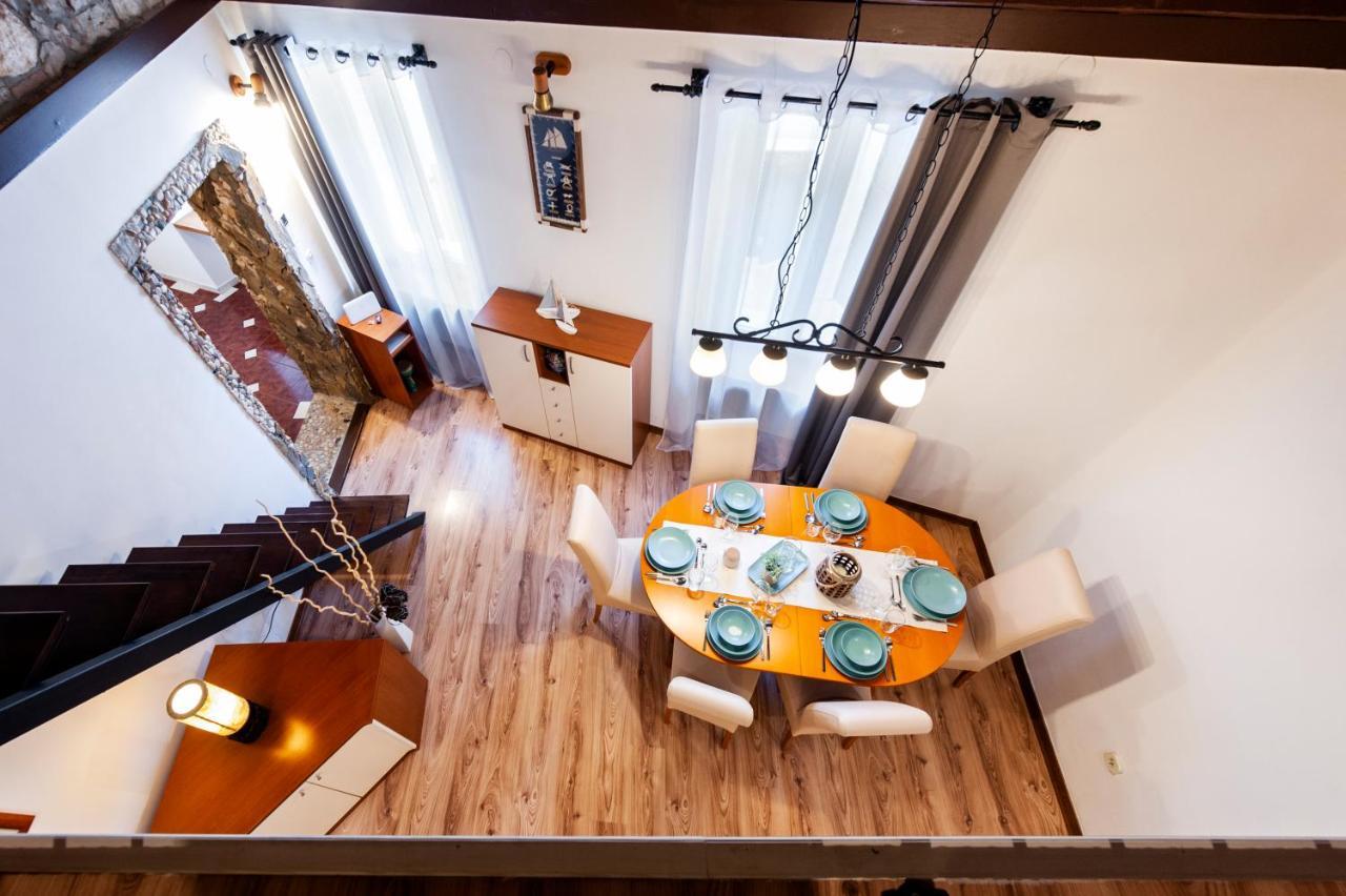 Ap Downtown Apartment Rovinj Extérieur photo